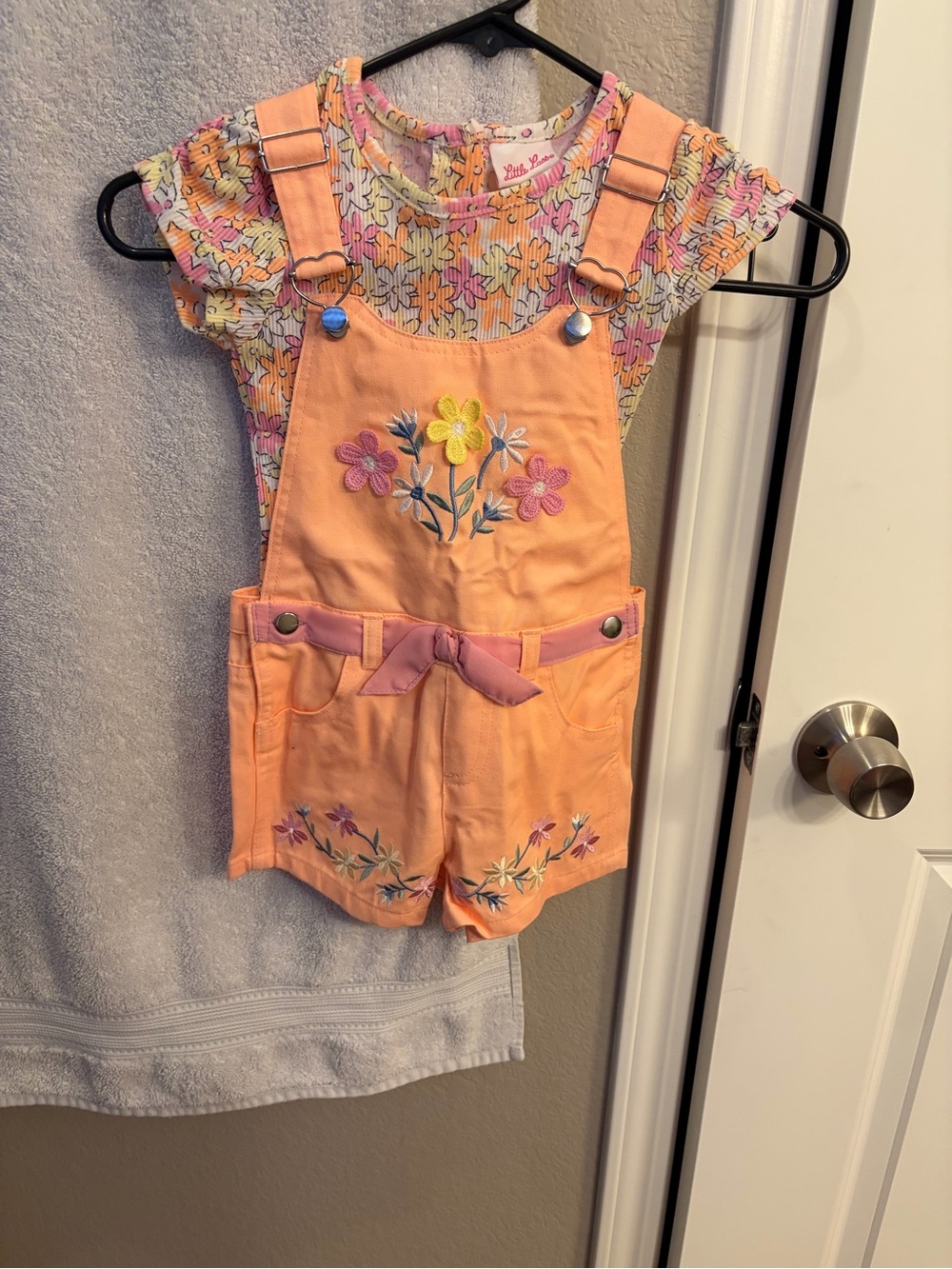 Kids Floral Peach Short Overall set with sunglasses 😎